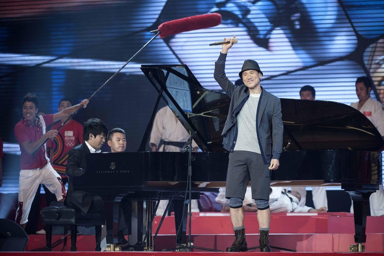 Police have arrested three fugitives at singer Jacky Cheung's concerts over the past two months.